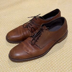 Brown casual dress shoes